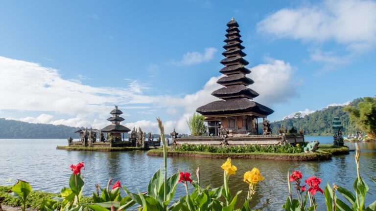 Rośnie liczba rezerwacji podróży wyjazdowych w Indonezji